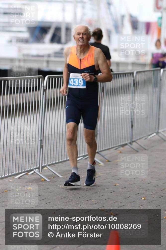 16.08.2026 - KN Förde Triathlon 2026 Antke Förster http://msf.ph/oto/10008269 16.08.2026 12:17:49 Laufen 439 meine-sportfotos.de