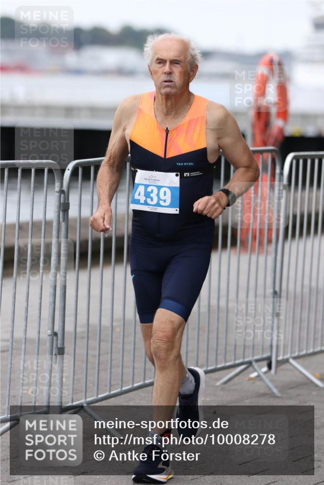 16.08.2026 - KN Förde Triathlon 2026 Antke Förster http://msf.ph/oto/10008278 16.08.2026 12:17:51 Laufen 439 meine-sportfotos.de