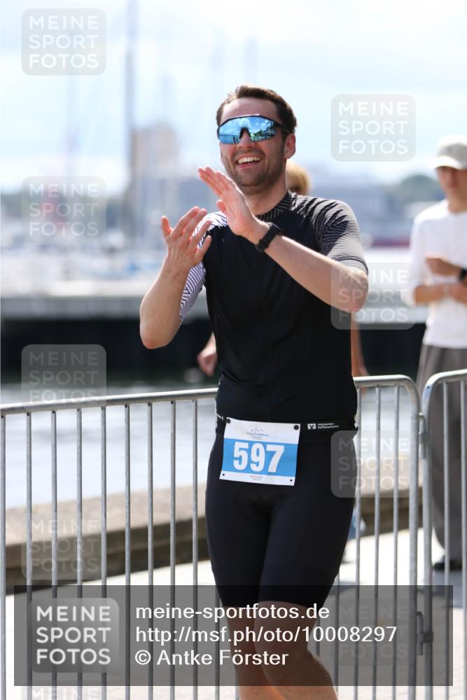 16.08.2026 - KN Förde Triathlon 2026 Antke Förster http://msf.ph/oto/10008297 16.08.2026 14:04:17 Laufen 597 meine-sportfotos.de