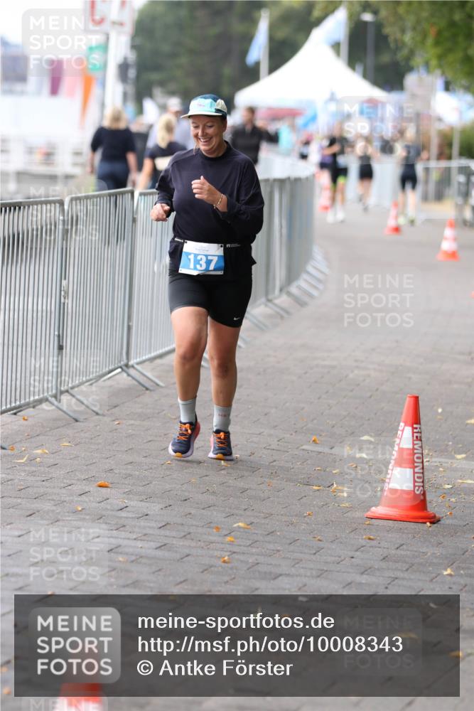 16.08.2026 - KN Förde Triathlon 2026 Antke Förster http://msf.ph/oto/10008343 16.08.2026 10:36:51 Laufen 137 meine-sportfotos.de