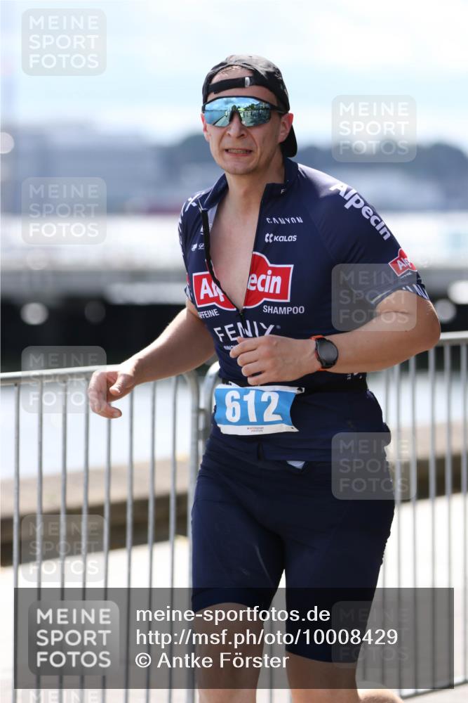 16.08.2026 - KN Förde Triathlon 2026 Antke Förster http://msf.ph/oto/10008429 16.08.2026 14:06:21 Laufen 612 meine-sportfotos.de