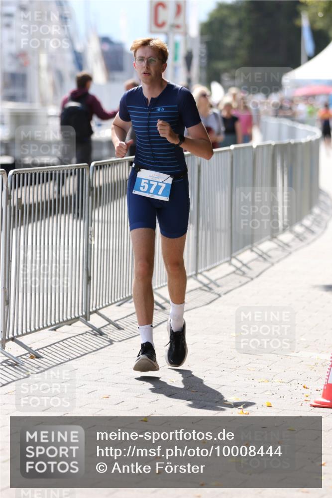 16.08.2026 - KN Förde Triathlon 2026 Antke Förster http://msf.ph/oto/10008444 16.08.2026 14:06:36 Laufen 577 meine-sportfotos.de