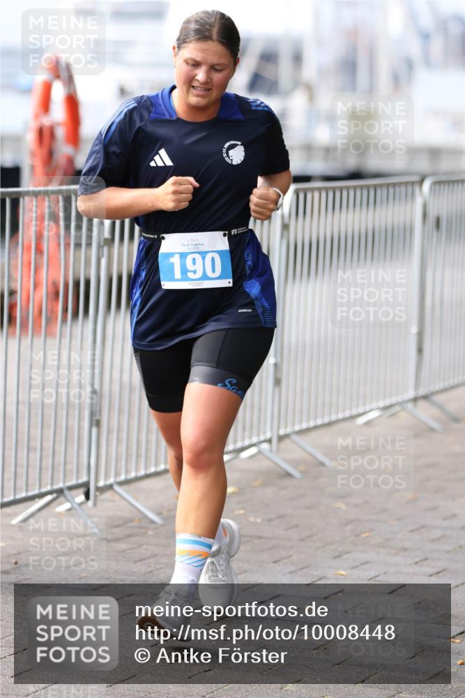 16.08.2026 - KN Förde Triathlon 2026 Antke Förster http://msf.ph/oto/10008448 16.08.2026 10:38:02 Laufen 190 meine-sportfotos.de