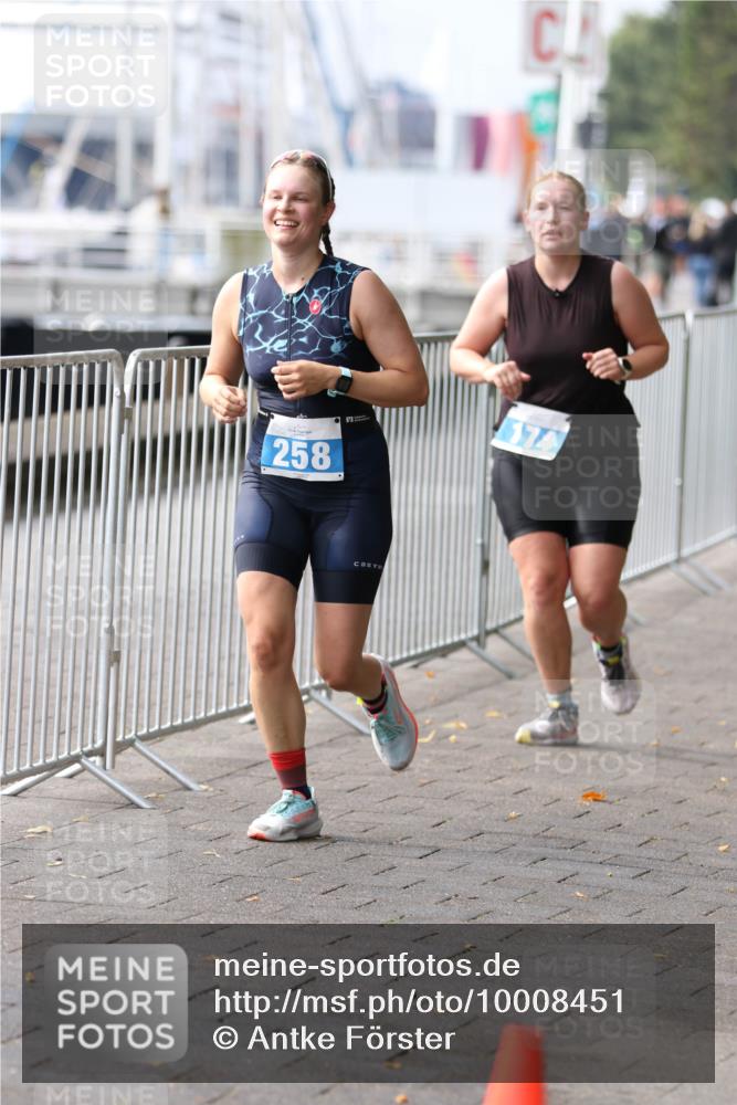 16.08.2026 - KN Förde Triathlon 2026 Antke Förster http://msf.ph/oto/10008451 16.08.2026 10:38:03 Laufen 258, 174 meine-sportfotos.de
