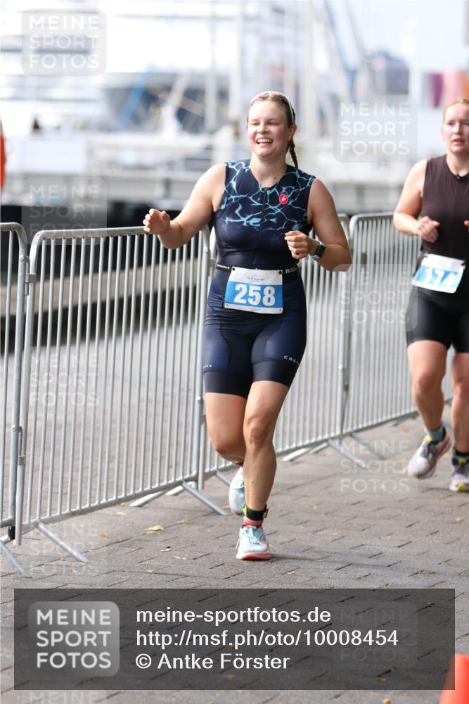 16.08.2026 - KN Förde Triathlon 2026 Antke Förster http://msf.ph/oto/10008454 16.08.2026 10:38:03 Laufen 258 meine-sportfotos.de