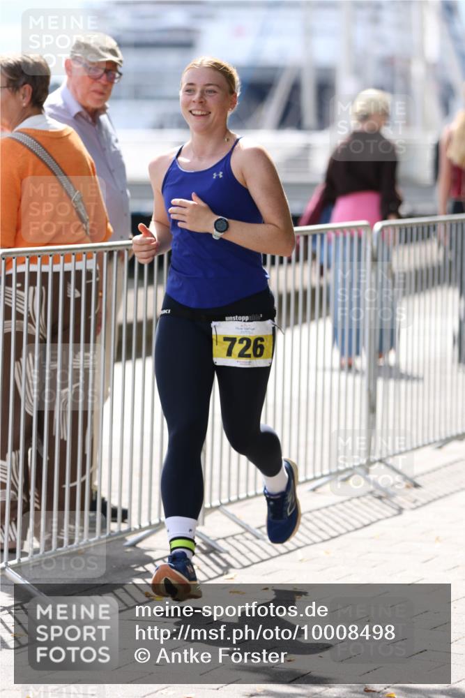 16.08.2026 - KN Förde Triathlon 2026 Antke Förster http://msf.ph/oto/10008498 16.08.2026 14:08:29 Laufen 726 meine-sportfotos.de