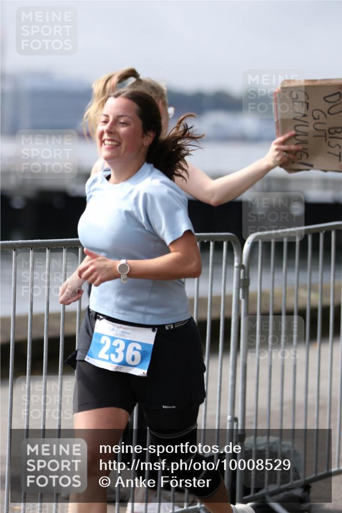 16.08.2026 - KN Förde Triathlon 2026 Antke Förster http://msf.ph/oto/10008529 16.08.2026 10:39:11 Laufen 236 meine-sportfotos.de