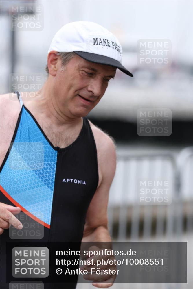 16.08.2026 - KN Förde Triathlon 2026 Antke Förster http://msf.ph/oto/10008551 16.08.2026 12:20:20 Laufen  meine-sportfotos.de