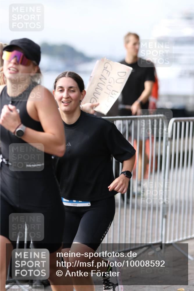 16.08.2026 - KN Förde Triathlon 2026 Antke Förster http://msf.ph/oto/10008592 16.08.2026 10:39:46 Laufen  meine-sportfotos.de