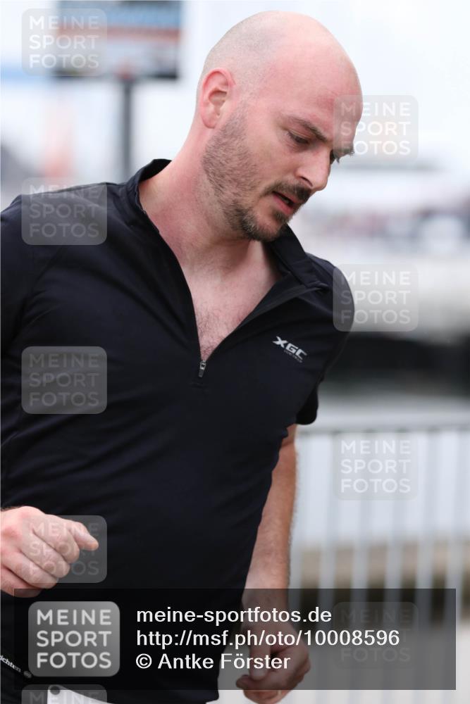 16.08.2026 - KN Förde Triathlon 2026 Antke Förster http://msf.ph/oto/10008596 16.08.2026 12:21:03 Laufen  meine-sportfotos.de