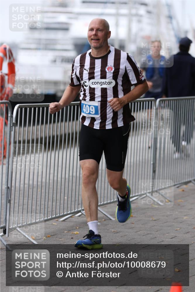 16.08.2026 - KN Förde Triathlon 2026 Antke Förster http://msf.ph/oto/10008679 16.08.2026 12:21:53 Laufen 1910, 409 meine-sportfotos.de