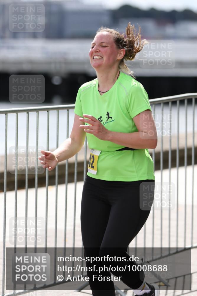 16.08.2026 - KN Förde Triathlon 2026 Antke Förster http://msf.ph/oto/10008688 16.08.2026 14:12:43 Laufen 42 meine-sportfotos.de