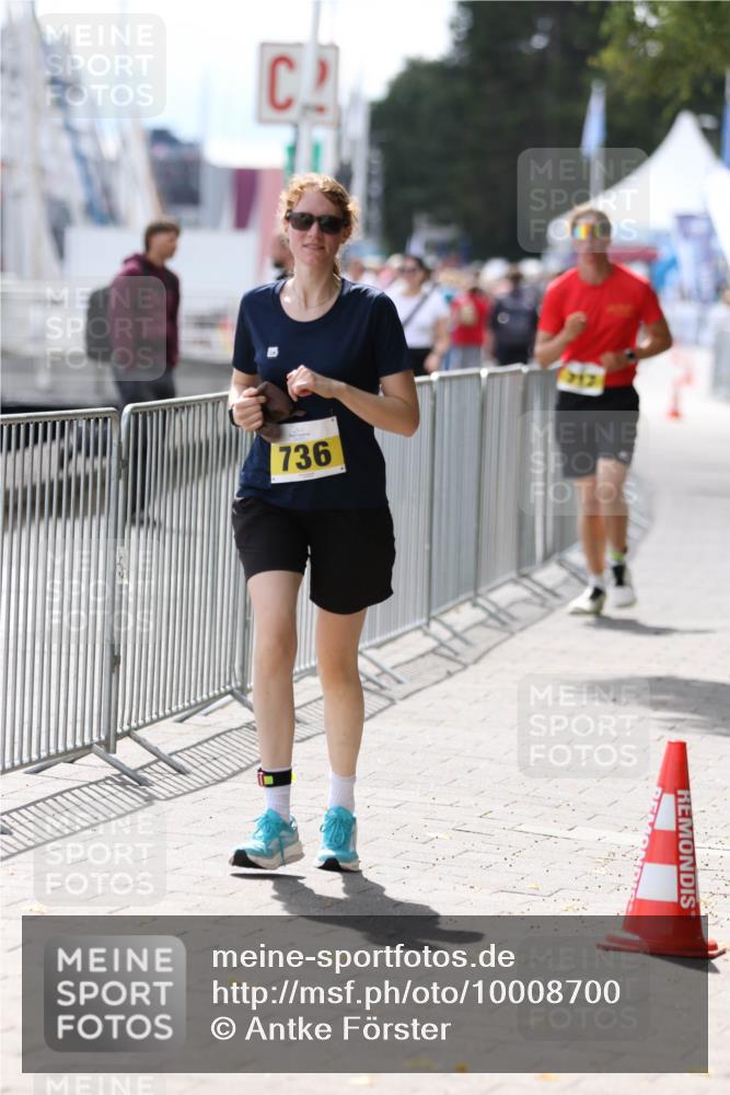 16.08.2026 - KN Förde Triathlon 2026 Antke Förster http://msf.ph/oto/10008700 16.08.2026 14:12:59 Laufen 736 meine-sportfotos.de