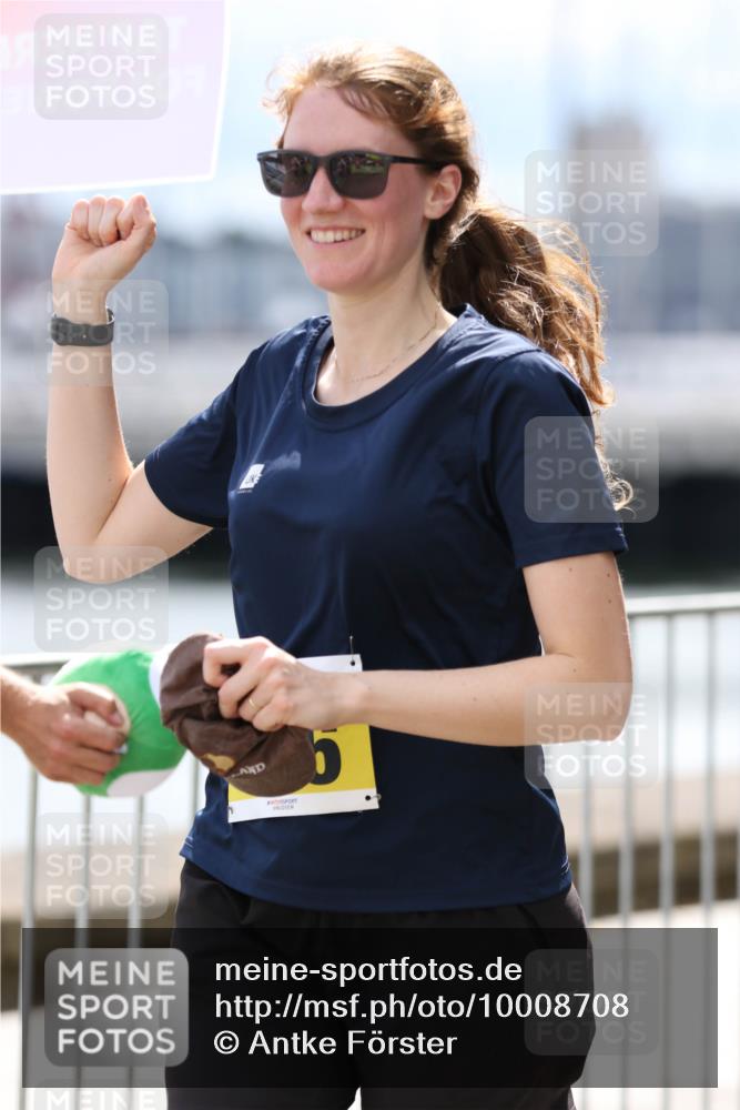 16.08.2026 - KN Förde Triathlon 2026 Antke Förster http://msf.ph/oto/10008708 16.08.2026 14:13:04 Laufen  meine-sportfotos.de