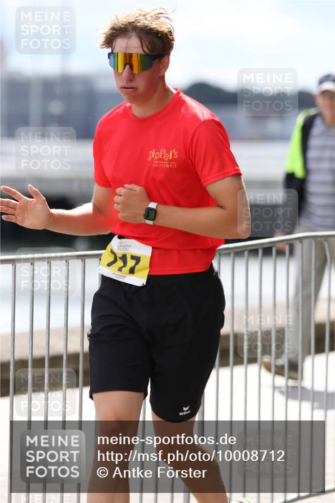 16.08.2026 - KN Förde Triathlon 2026 Antke Förster http://msf.ph/oto/10008712 16.08.2026 14:13:06 Laufen 7 meine-sportfotos.de