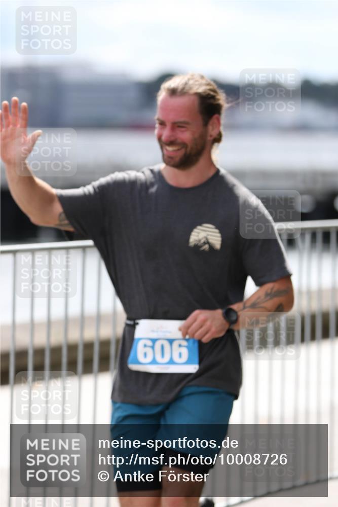 16.08.2026 - KN Förde Triathlon 2026 Antke Förster http://msf.ph/oto/10008726 16.08.2026 14:13:36 Laufen 909 meine-sportfotos.de