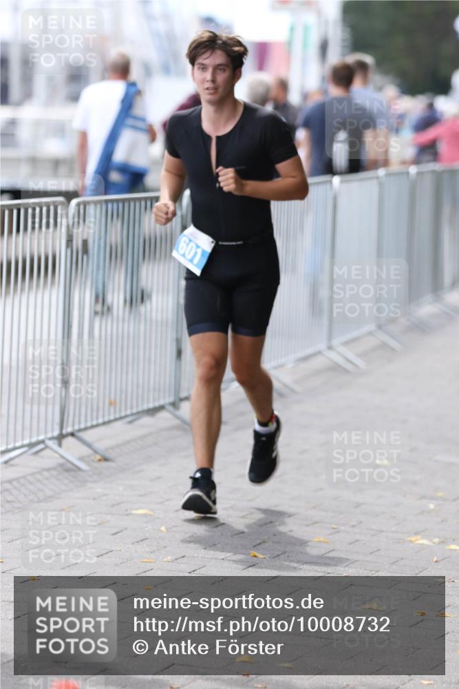 16.08.2026 - KN Förde Triathlon 2026 Antke Förster http://msf.ph/oto/10008732 16.08.2026 14:13:44 Laufen 601 meine-sportfotos.de