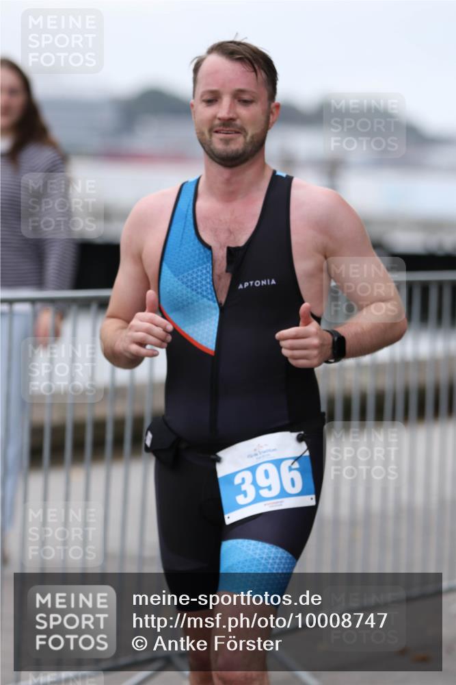 16.08.2026 - KN Förde Triathlon 2026 Antke Förster http://msf.ph/oto/10008747 16.08.2026 12:22:50 Laufen 396 meine-sportfotos.de
