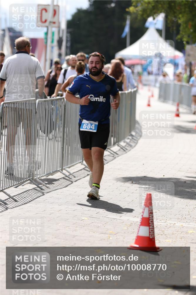 16.08.2026 - KN Förde Triathlon 2026 Antke Förster http://msf.ph/oto/10008770 16.08.2026 14:14:46 Laufen 604 meine-sportfotos.de
