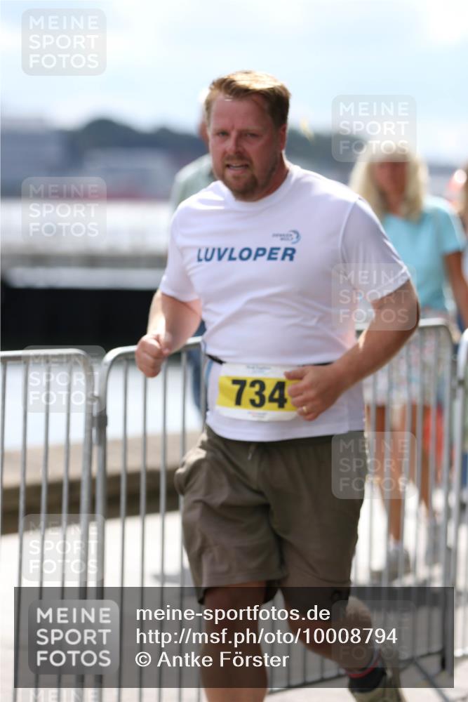 16.08.2026 - KN Förde Triathlon 2026 Antke Förster http://msf.ph/oto/10008794 16.08.2026 14:15:41 Laufen 734 meine-sportfotos.de