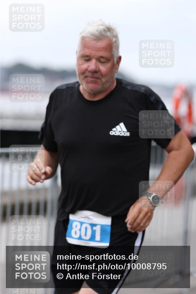 16.08.2026 - KN Förde Triathlon 2026 Antke Förster http://msf.ph/oto/10008795 16.08.2026 12:23:27 Laufen 801 meine-sportfotos.de