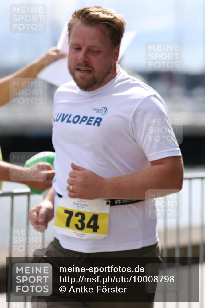 16.08.2026 - KN Förde Triathlon 2026 Antke Förster http://msf.ph/oto/10008798 16.08.2026 14:15:42 Laufen 734 meine-sportfotos.de