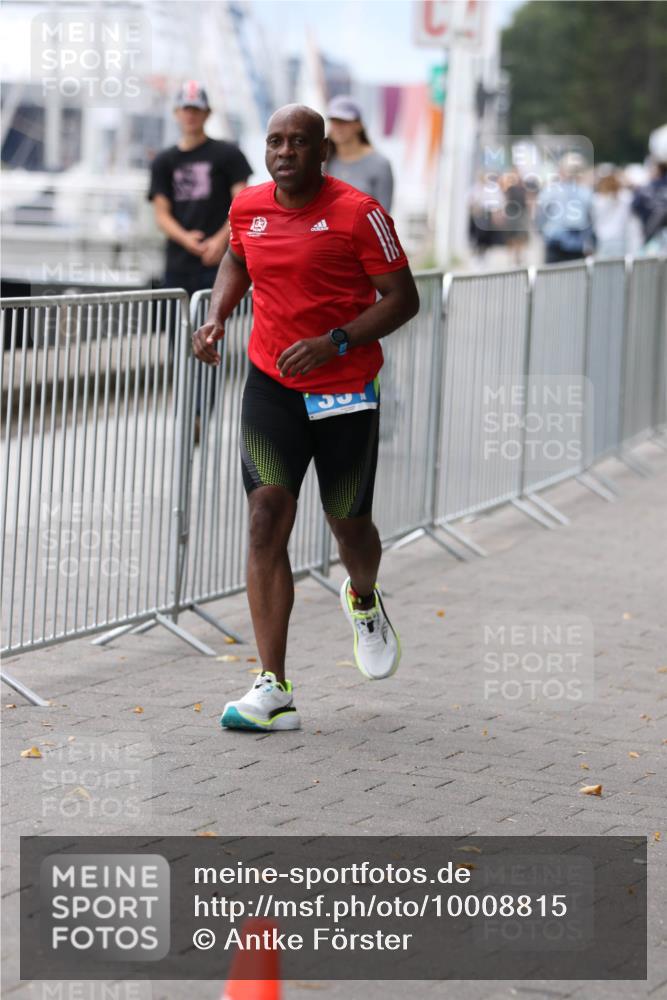 16.08.2026 - KN Förde Triathlon 2026 Antke Förster http://msf.ph/oto/10008815 16.08.2026 12:24:04 Laufen  meine-sportfotos.de