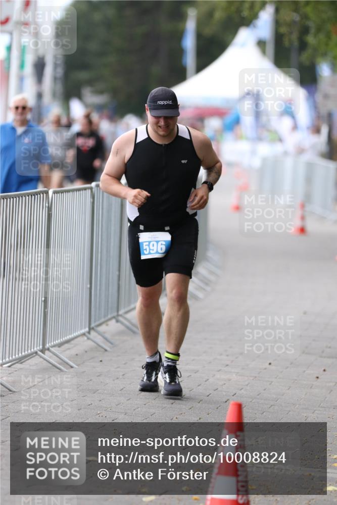 16.08.2026 - KN Förde Triathlon 2026 Antke Förster http://msf.ph/oto/10008824 16.08.2026 14:19:01 Laufen 596 meine-sportfotos.de
