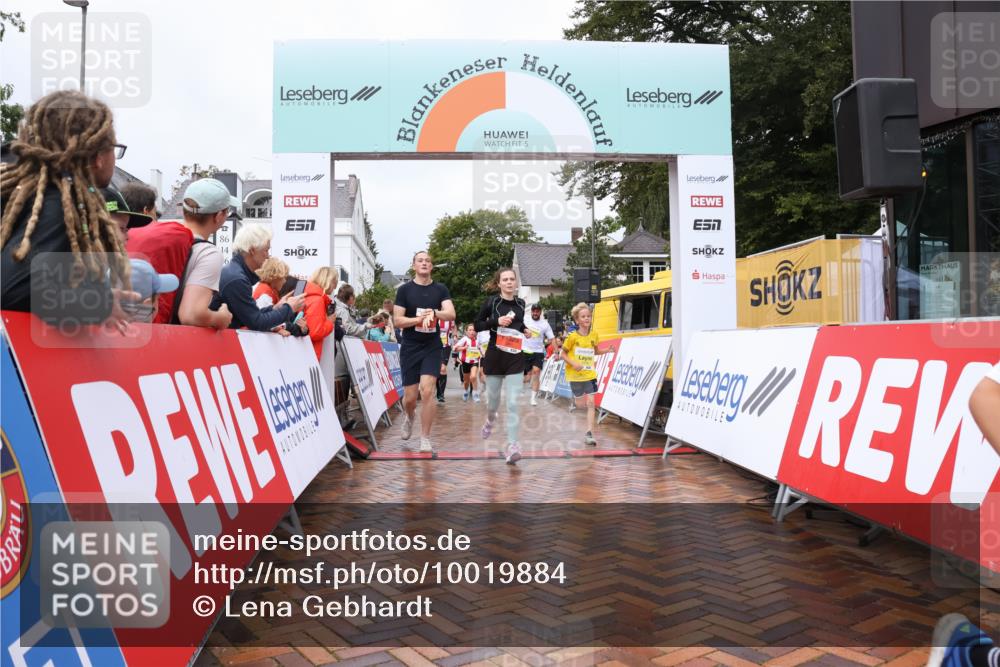 30.08.2026 - Blankeneser Heldenlauf Lena Gebhardt http://msf.ph/oto/10019884 30.08.2026 09:41:57 Ziel 1002, 1003, 1016, 1036, 1165, 1312, 1564, 1567, 1699, 1769, 3505, 3678, 3680 meine-sportfotos.de
