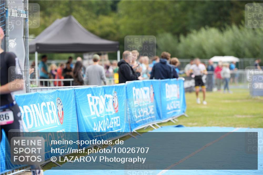 30.08.2026 - Elbe Triathlon Hamburg LAZAROV Photography http://msf.ph/oto/10026707 30.08.2026 09:57:39 Ziel 186 meine-sportfotos.de