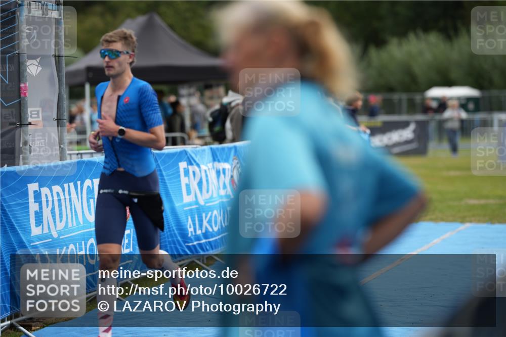 30.08.2026 - Elbe Triathlon Hamburg LAZAROV Photography http://msf.ph/oto/10026722 30.08.2026 09:59:14 Ziel 225 meine-sportfotos.de