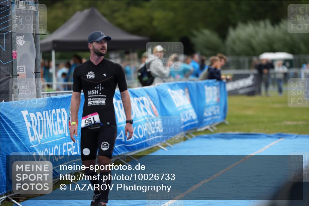 30.08.2026 - Elbe Triathlon Hamburg LAZAROV Photography http://msf.ph/oto/10026733 30.08.2026 10:02:41 Ziel 195 meine-sportfotos.de