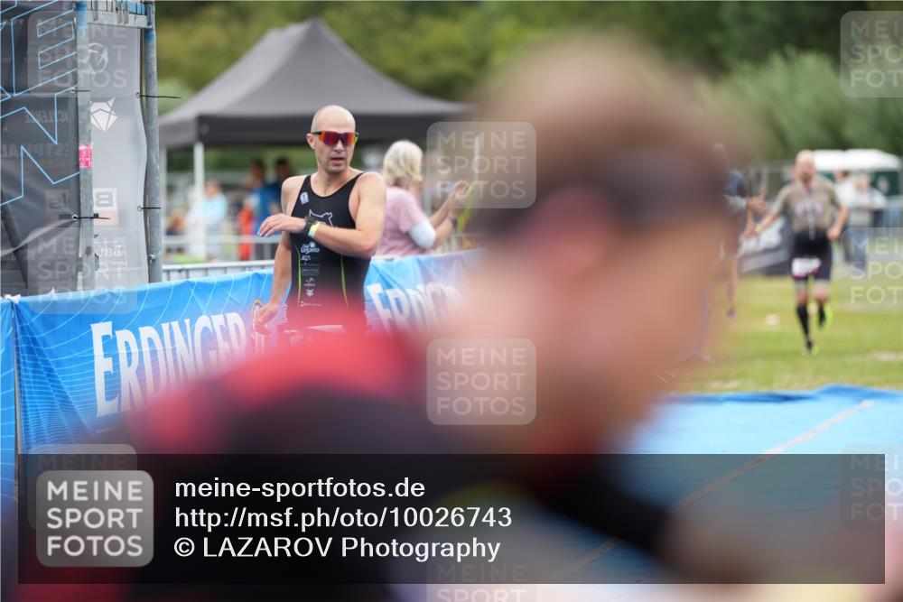 30.08.2026 - Elbe Triathlon Hamburg LAZAROV Photography http://msf.ph/oto/10026743 30.08.2026 10:10:33 Ziel 193, 221 meine-sportfotos.de