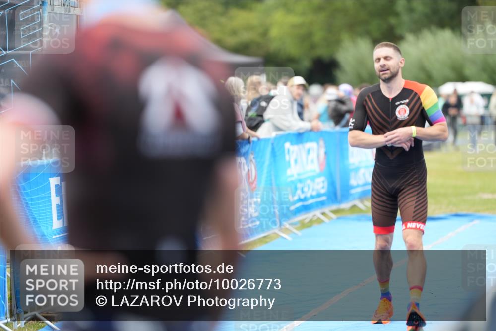 30.08.2026 - Elbe Triathlon Hamburg LAZAROV Photography http://msf.ph/oto/10026773 30.08.2026 10:14:37 Ziel 238 meine-sportfotos.de