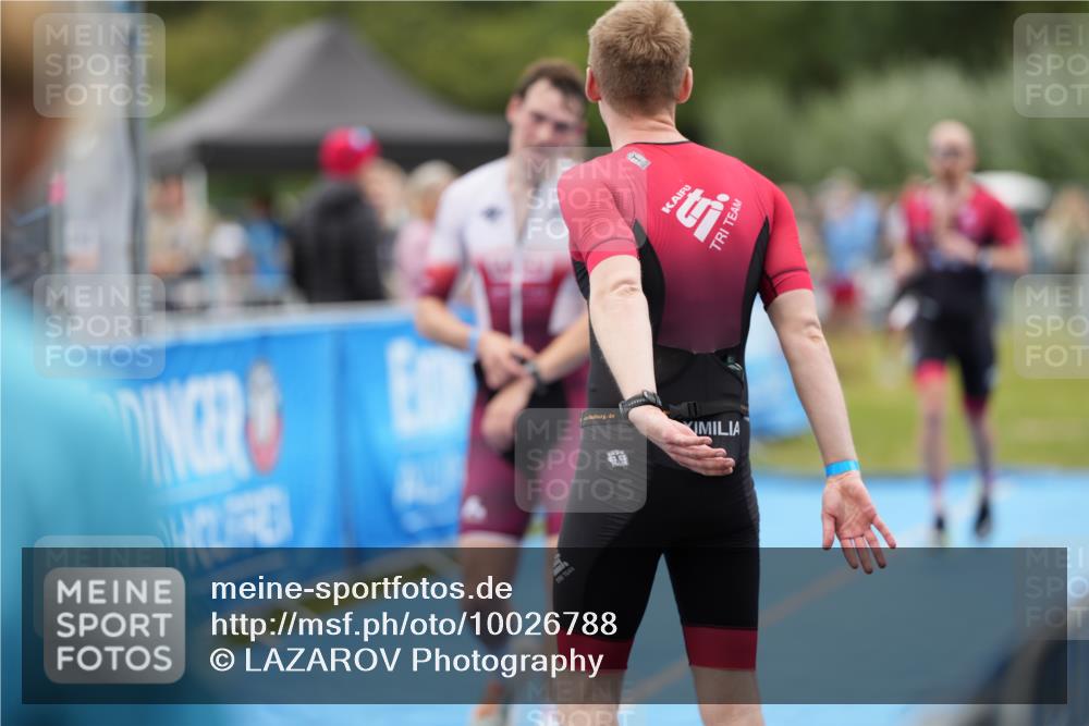 30.08.2026 - Elbe Triathlon Hamburg LAZAROV Photography http://msf.ph/oto/10026788 30.08.2026 10:17:26 Ziel 212, 308, 312 meine-sportfotos.de