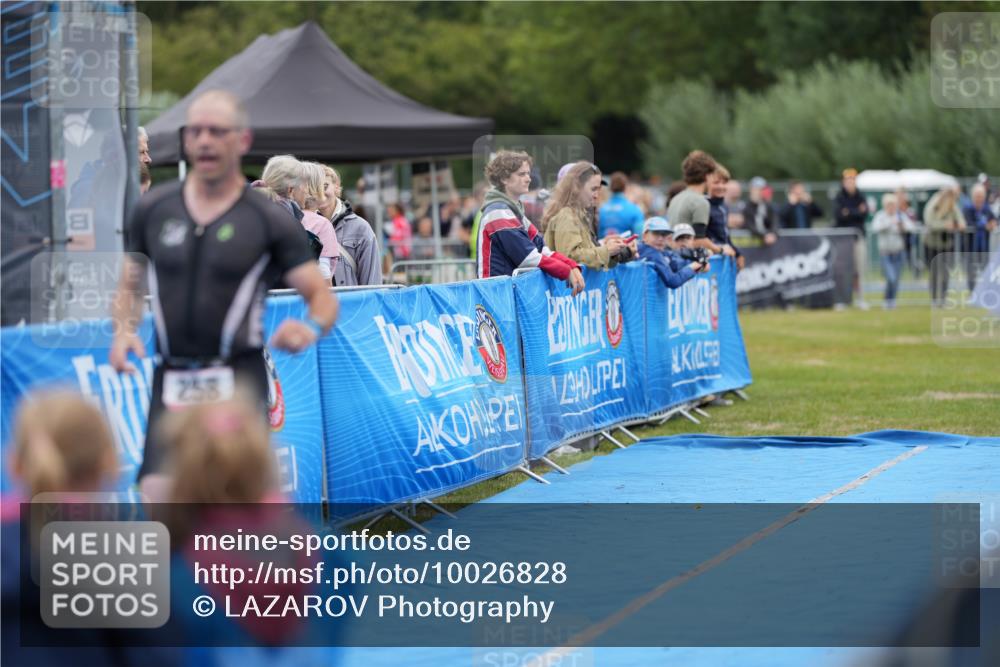 30.08.2026 - Elbe Triathlon Hamburg LAZAROV Photography http://msf.ph/oto/10026828 30.08.2026 10:25:10 Ziel 258 meine-sportfotos.de