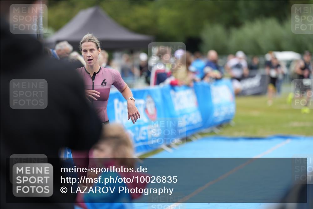 30.08.2026 - Elbe Triathlon Hamburg LAZAROV Photography http://msf.ph/oto/10026835 30.08.2026 10:26:23 Ziel 286, 372 meine-sportfotos.de