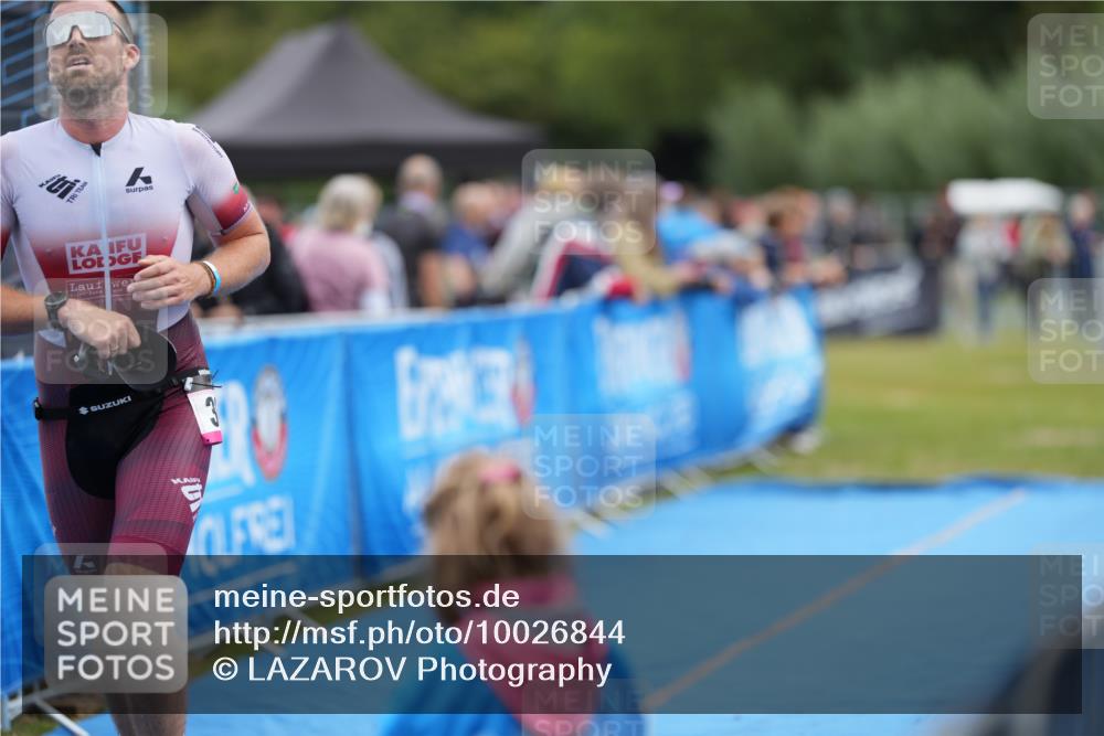 30.08.2026 - Elbe Triathlon Hamburg LAZAROV Photography http://msf.ph/oto/10026844 30.08.2026 10:27:57 Ziel 307 meine-sportfotos.de