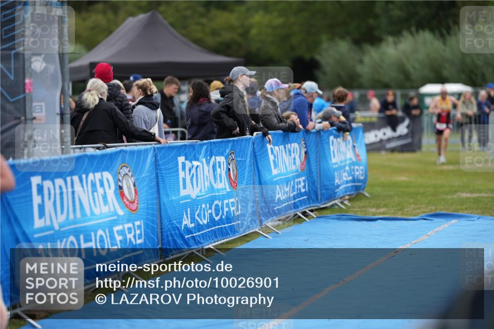 30.08.2026 - Elbe Triathlon Hamburg LAZAROV Photography http://msf.ph/oto/10026901 30.08.2026 10:33:16 Ziel 313, 341 meine-sportfotos.de