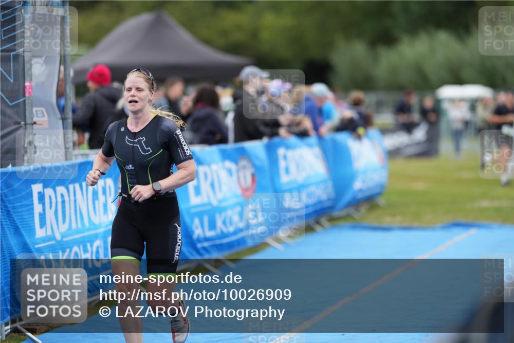 30.08.2026 - Elbe Triathlon Hamburg LAZAROV Photography http://msf.ph/oto/10026909 30.08.2026 10:33:29 Ziel 326, 382 meine-sportfotos.de