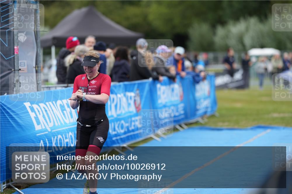 30.08.2026 - Elbe Triathlon Hamburg LAZAROV Photography http://msf.ph/oto/10026912 30.08.2026 10:33:53 Ziel 348 meine-sportfotos.de