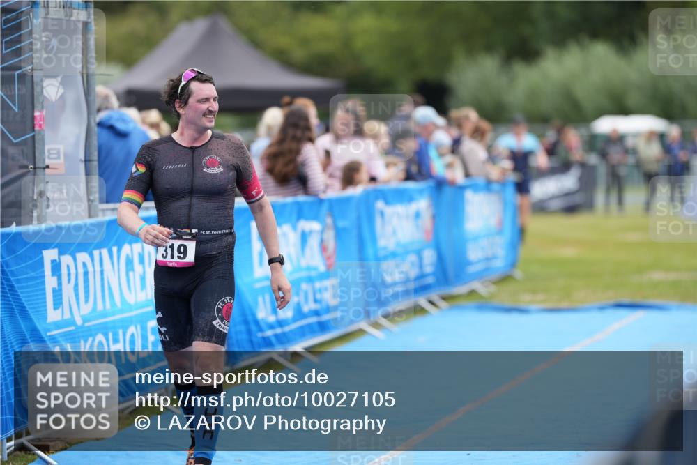 30.08.2026 - Elbe Triathlon Hamburg LAZAROV Photography http://msf.ph/oto/10027105 30.08.2026 10:45:59 Ziel 319 meine-sportfotos.de
