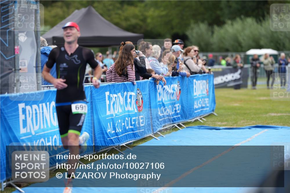 30.08.2026 - Elbe Triathlon Hamburg LAZAROV Photography http://msf.ph/oto/10027106 30.08.2026 10:46:14 Ziel 691 meine-sportfotos.de