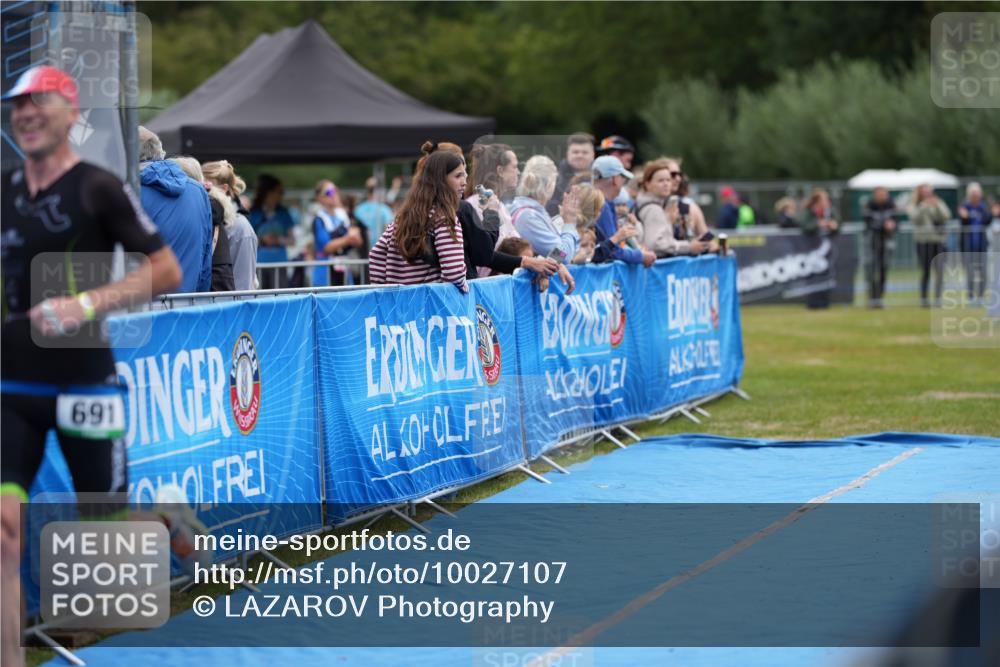 30.08.2026 - Elbe Triathlon Hamburg LAZAROV Photography http://msf.ph/oto/10027107 30.08.2026 10:46:15 Ziel 691 meine-sportfotos.de
