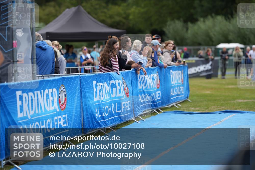 30.08.2026 - Elbe Triathlon Hamburg LAZAROV Photography http://msf.ph/oto/10027108 30.08.2026 10:46:15 Ziel 691 meine-sportfotos.de
