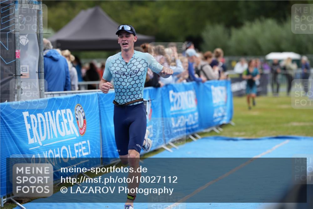 30.08.2026 - Elbe Triathlon Hamburg LAZAROV Photography http://msf.ph/oto/10027112 30.08.2026 10:46:39 Ziel 354, 508 meine-sportfotos.de
