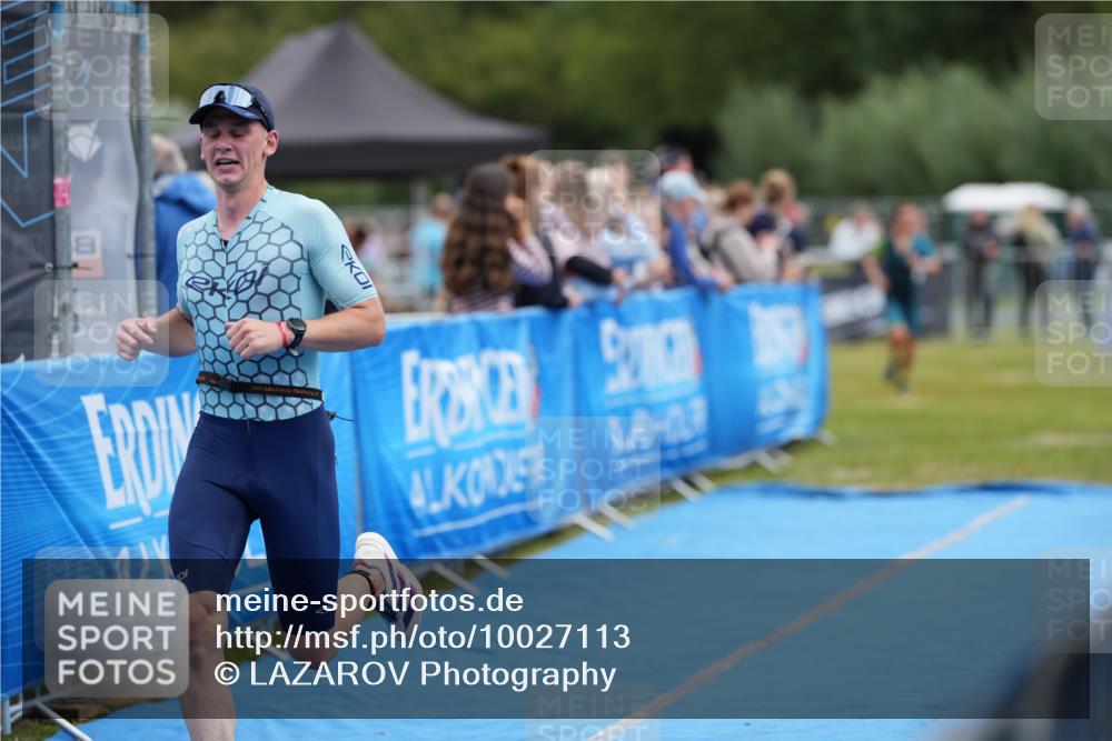 30.08.2026 - Elbe Triathlon Hamburg LAZAROV Photography http://msf.ph/oto/10027113 30.08.2026 10:46:39 Ziel 354, 508 meine-sportfotos.de