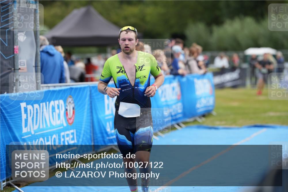 30.08.2026 - Elbe Triathlon Hamburg LAZAROV Photography http://msf.ph/oto/10027122 30.08.2026 10:46:54 Ziel 544 meine-sportfotos.de