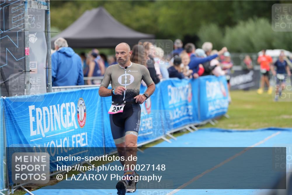 30.08.2026 - Elbe Triathlon Hamburg LAZAROV Photography http://msf.ph/oto/10027148 30.08.2026 10:49:22 Ziel 249 meine-sportfotos.de