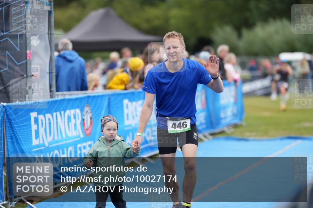 30.08.2026 - Elbe Triathlon Hamburg LAZAROV Photography http://msf.ph/oto/10027174 30.08.2026 10:51:36 Ziel 392, 446 meine-sportfotos.de